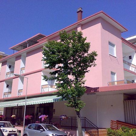 Hotel Piccari New Rimini Exterior foto