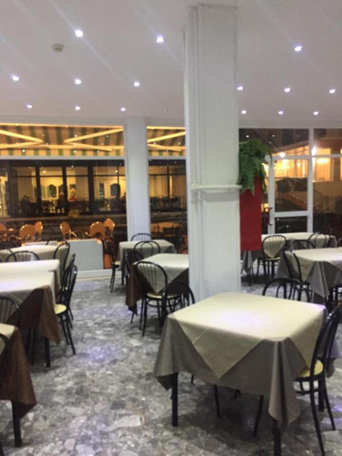 Hotel Piccari New Rimini Exterior foto