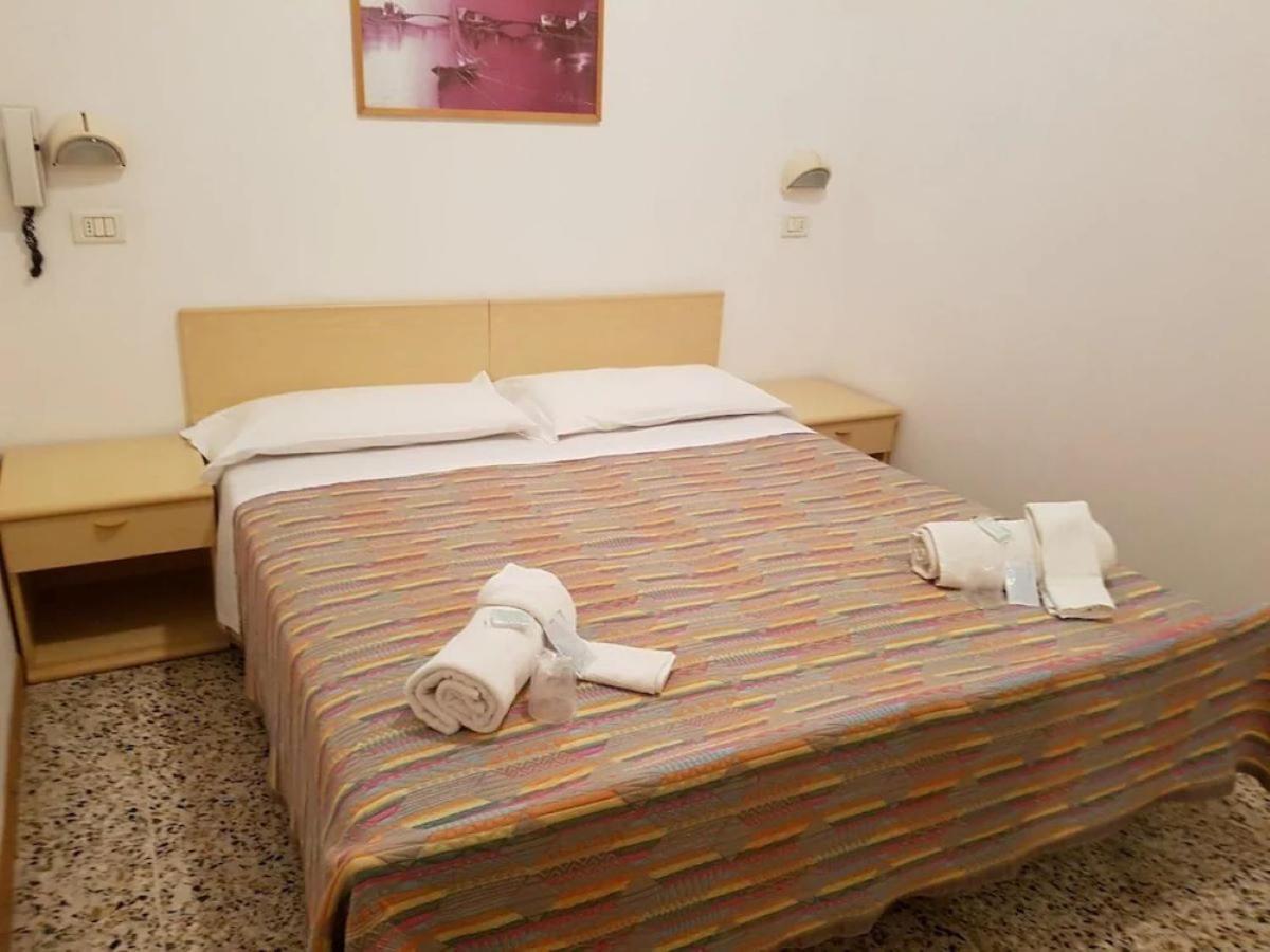 Hotel Piccari New Rimini Exterior foto