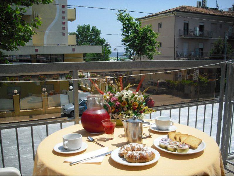 Hotel Piccari New Rimini Exterior foto