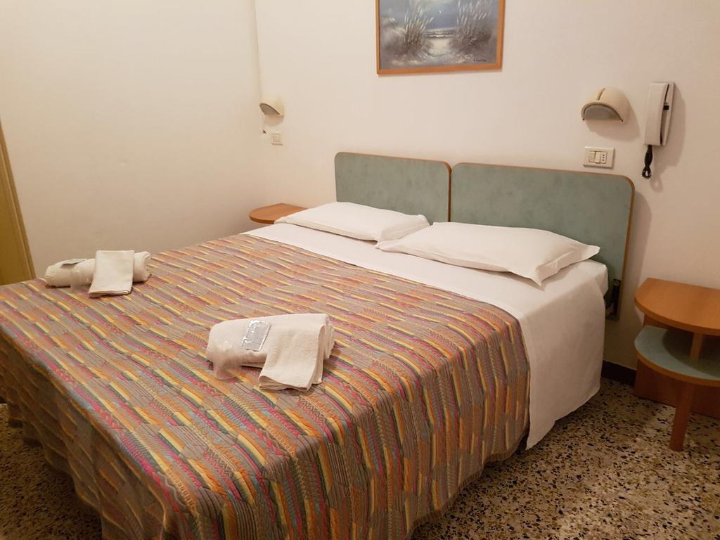 Hotel Piccari New Rimini Exterior foto